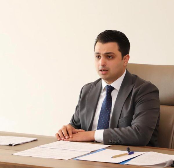 Mirhəsən Seyidov ilk maaşını koronavirusla mübarizəyə bağışladı Mirhəsən Seyidov ilk maaşını koronavirusla mübarizəyə bağışladı