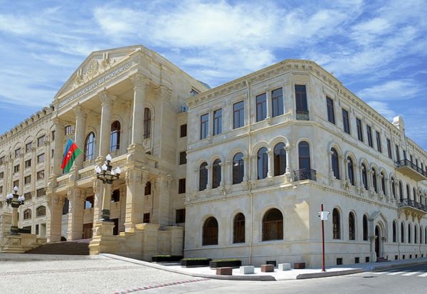 Baş Prokurorluq yayılan məlumatları təkzib edir Baş Prokurorluq yayılan məlumatları təkzib edir