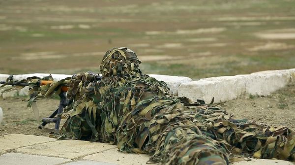 Sniper training is being inspected in the Azerbaijan Army