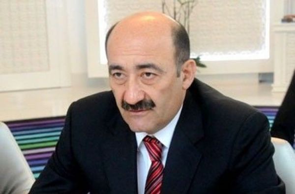 Əbülfəs Qarayev mədəniyyət naziri vəzifəsindən azad edildi