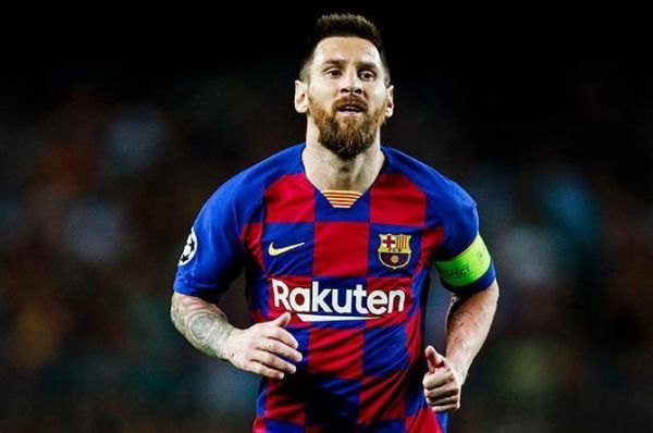 Messi 1 milyard qazanmağa yaxındır