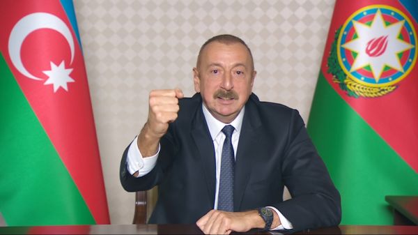 Prezident İlham Əliyev: - Bu gün Azərbaycan xalqı yumruq kimi birləşib!