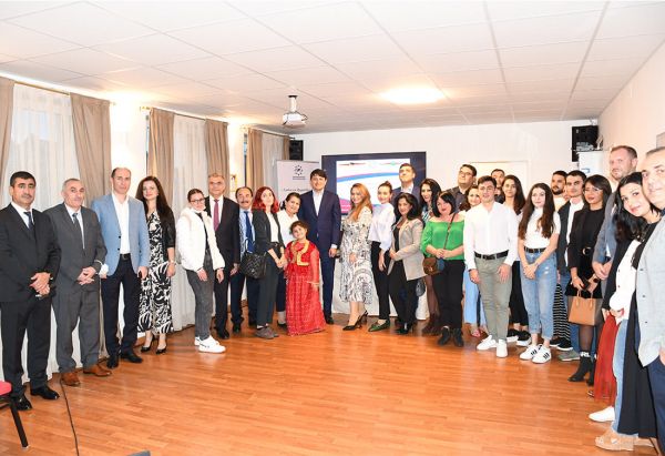 Münhendə fəaliyyət göstərən "Azərbaycan Evi"ndə icma üzvləri ilə görüş keçirilib