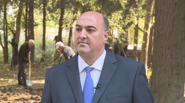 “Mərkəzi Nəbatat Bağında abadlıq işlərinin səmərəli təşkili məqsədilə Komissiya yaradılıb” “Mərkəzi Nəbatat Bağında abadlıq işlərinin səmərəli təşkili məqsədilə Komissiya yaradılıb”