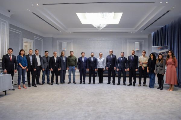 Фонд Возрождения Карабаха провел встречу с победителями и финалистами конкурса «Yüksəliş»