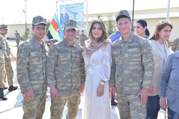 Möhkəm dayan, Azərbaycan əsgəri! Möhkəm dayan, Azərbaycan əsgəri!