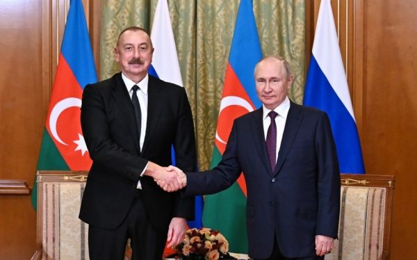 Vladimir Putin İlham Əliyevə zəng edib Vladimir Putin İlham Əliyevə zəng edib