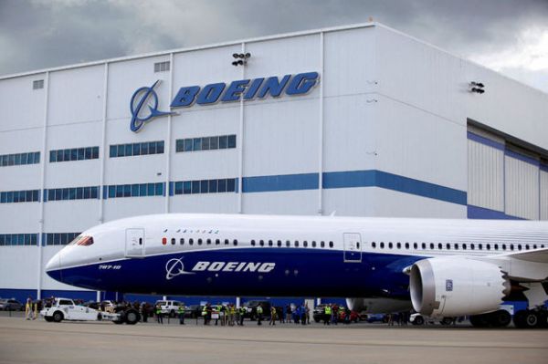 “Boeing” şirkəti minlərlə işçisini ixtisar edəcək