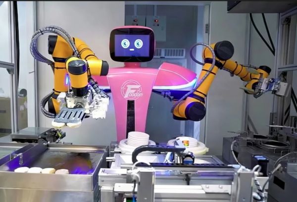 ABŞ-da tamamilə robotlaşdırılmış restoran açılacaq