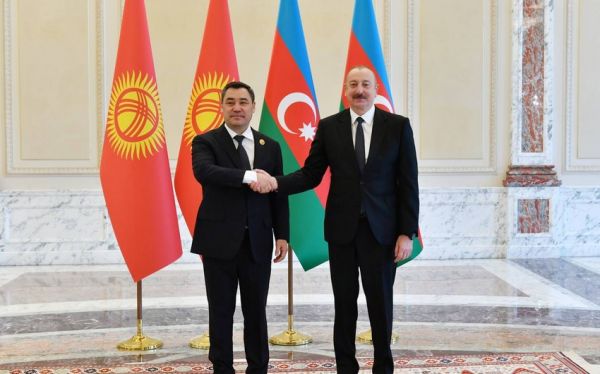 Президент Кыргызстана позвонил Ильхаму Алиеву