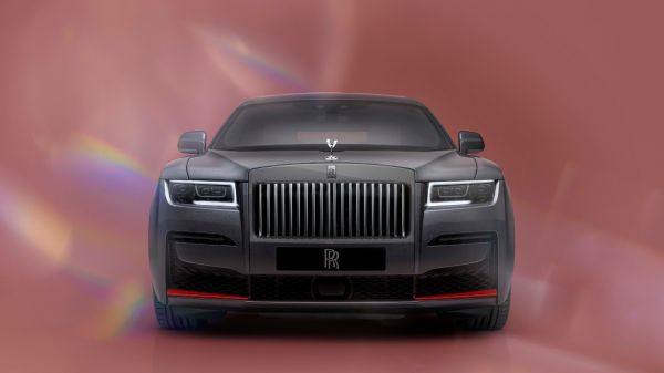 Rolls-Royce Ghost Prism: - ÖZÜNÜ İFADƏ ETMƏYIN ZAMANSIZ BƏYANATI