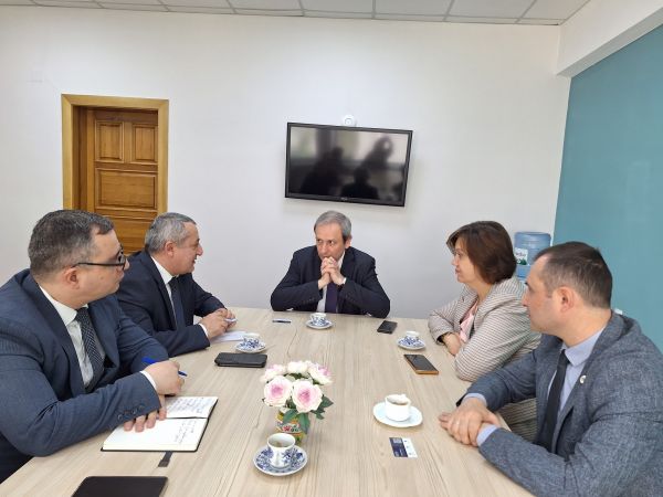 Moldova Texniki Universitetinin rektoru AzTU-nun nümayəndə heyəti ilə görüşüb
