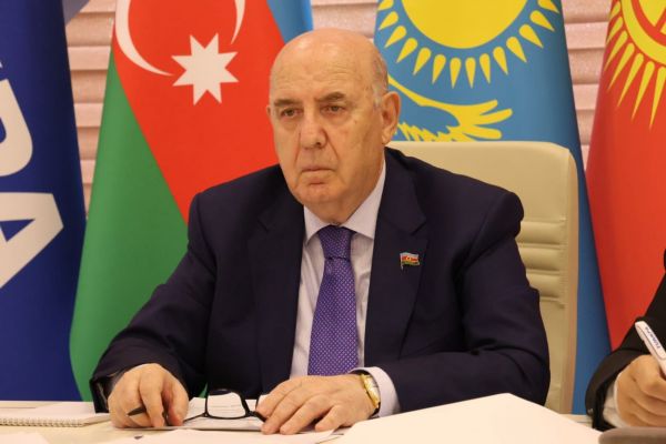 Əhliman Əmiraslanovun sədrliyi ilə TÜRKPA komissiyasının iclası oldu - FOTOLAR Əhliman Əmiraslanovun sədrliyi ilə TÜRKPA komissiyasının iclası oldu - FOTOLAR