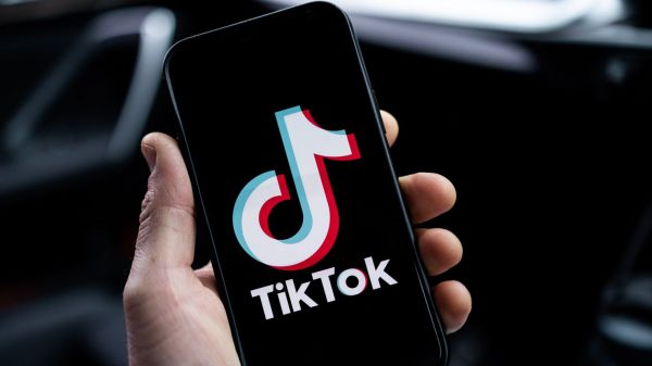TikTok yenilənmiş platforma - İcma Təlimatlarını açıqladı