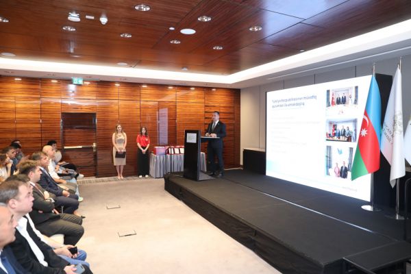 Təhsilin İnkişafı Fondunun 3 illik fəaliyyətinə dair hesabat tədbiri keçirilib Təhsilin İnkişafı Fondunun 3 illik fəaliyyətinə dair hesabat tədbiri keçirilib