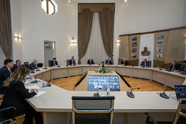 Energetika Nazirliyində kollegiya iclası keçirilib Energetika Nazirliyində kollegiya iclası keçirilib