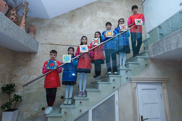 Suraxanı məktəbliləri “Ədibin Evi”ndə xalçaçılıq irsimizlə tanış oldular - FOTOLAR