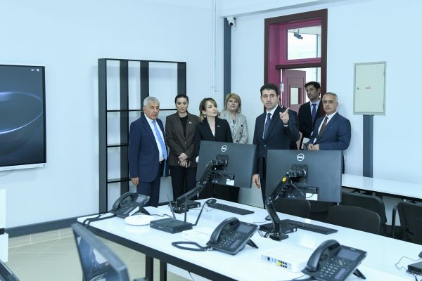 Deputatlar BMU-nun laboratoriyaları ilə tanış olublar