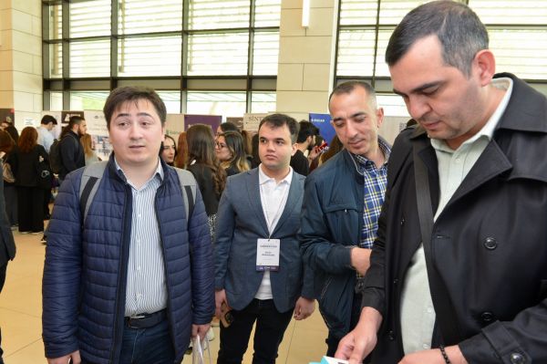 DVX 13-cü Karyera Sərgisində iştirak edib