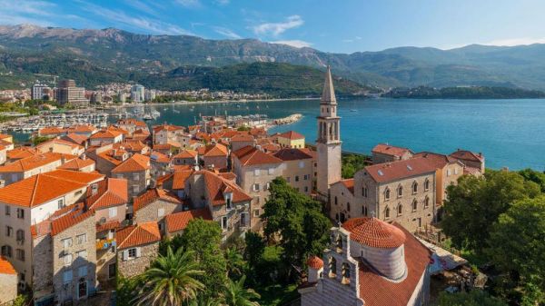 Deputatlar Monteneqroya səfər edəcəklər