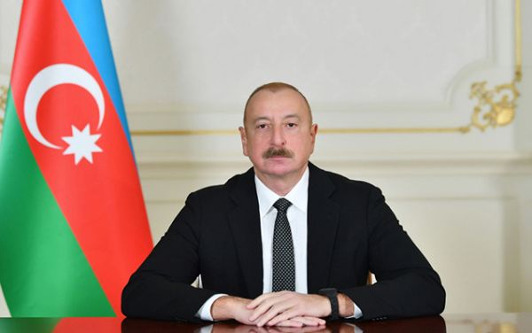 Prezident məhkəmələrə sədrlər təyin etdi - SİYAHI