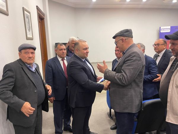 Azər Qocayev səyyar görüş keçirib