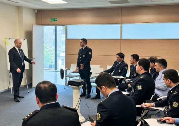 “Zəka” - gömrük əməkdaşlarının karyera yüksəliş müsabiqəsinin qalibləri üçün təlim keçirilib