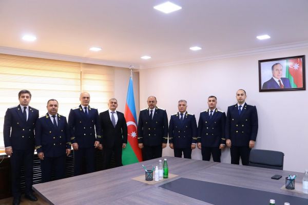 Qulluqda olmanın son yaş həddinə çatmış prokurorluq işçisi ilə görüş keçirilib