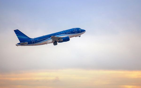 AZAL поэтапно возобновляет полеты в Индию и Пакистан