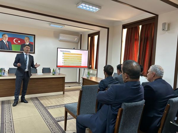 Əməyin Mühafizəsi Mərkəzinin Naxçıvan filialı növbəti maarifləndirmə tədbiri keçirib