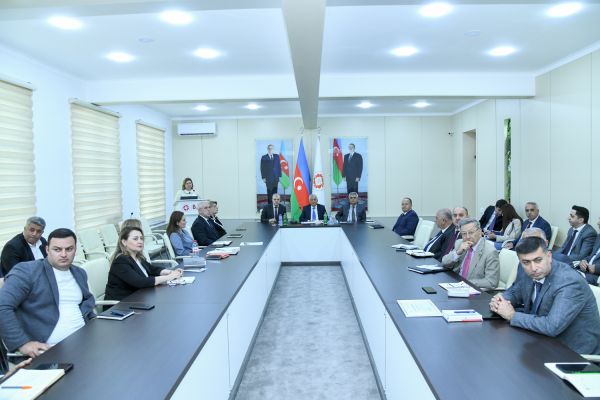 BMU-da Elmi Şuranın növbəti iclası keçirilib