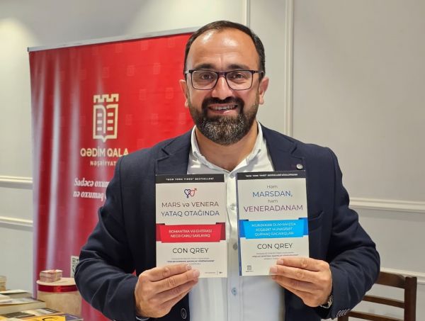 Çoxdan gözlənilən bu kitablar nəşr edildi - FOTOLAR