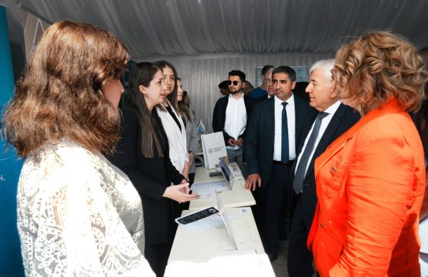 Dövlət Vergi Xidməti karyera festivalında iştirak edib