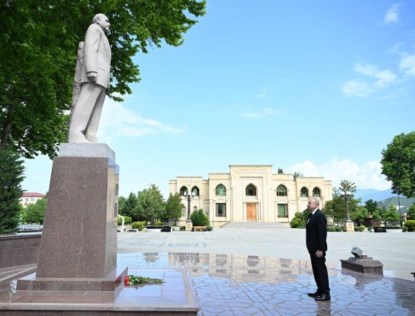 İlham Əliyev İsmayıllıya səfər edib