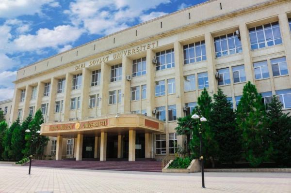 BDU-da təlim: “İmtahan stresinin idarə olunması”