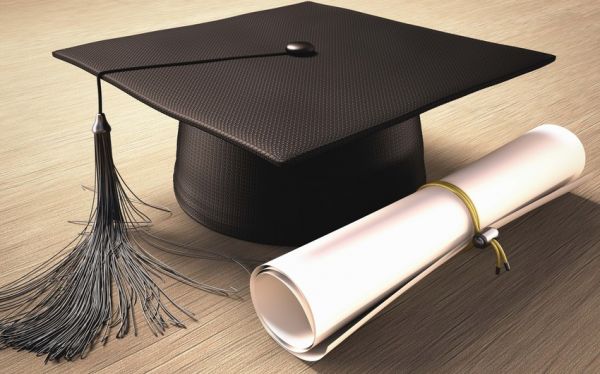 Keçən il tələbə kreditinin verilməsi üçün dövlət büdcəsindən 8 milyon manat xərclənib