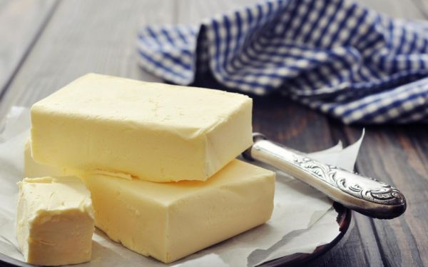 Azərbaycan süddən hazırlanmış yağ idxalını 17 %-dən çox artırıb
