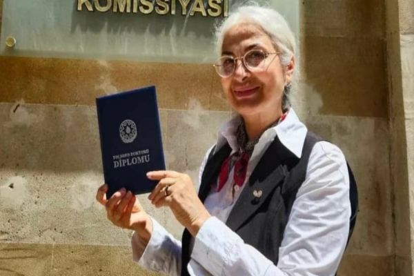Göz yaşımın  kölgəsində sevdim səni!