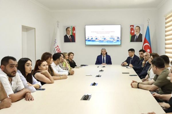 EKQ kursunu uğurla başa vuran 22 həkimə sertifikatlar təqdim olunub