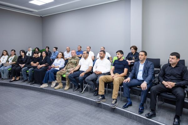 Vətən müharibəsi şəhidlərinin ailə üzvləri və müharibə iştirakçıları kibertəhdidlər haqqında məlumatlandırılıb