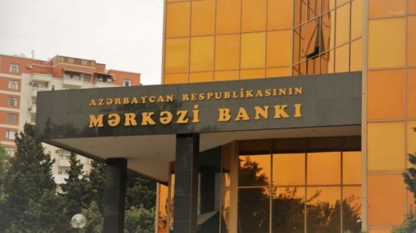 AMB: İllik inflyasiya proqnozlaşdırılan trayektoriya ilə hərəkət edir