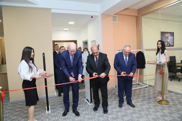 AzTU-da beynəlxalq standartlar səviyyəsində qurulan Kitabxana İnformasiya Mərkəzinin açılışı olub - FOTOLAR