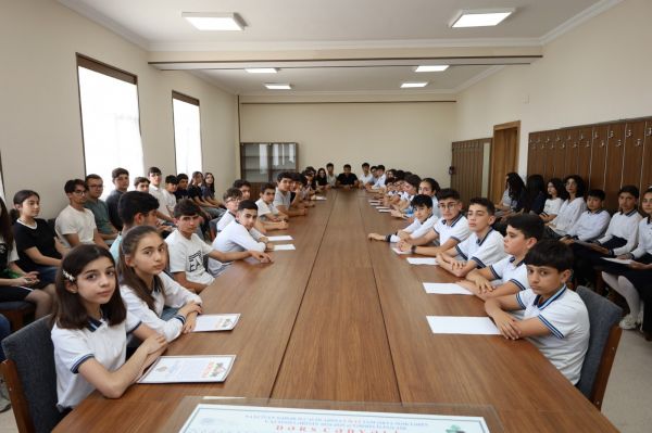 Naxçıvanda məktəblilər üçün “Uşaqların əmək hüquqları” mövzusunda maarifləndirmə tədbiri