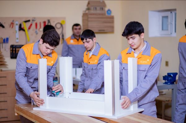 45 məktəbdə peşə təmayüllü siniflər fəaliyyət göstərib