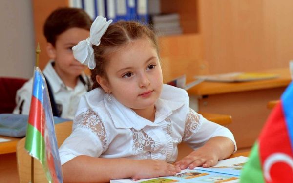 Rus bölməsi üzrə birinci sinfə qəbulla bağlı seçimlərə start verilib