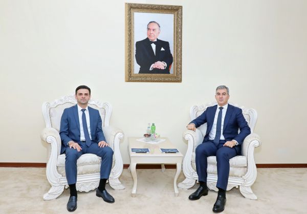 Vüsal Hüseynov dördüncü “Yüksəliş” müsabiqəsinin qalibi ilə görüşüb