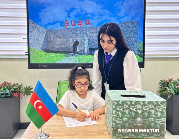 Qarabağ “DOST Evi”nin benefisiarları “Əsgərə məktub” təşəbbüsünə qoşulublar