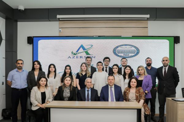 “Azərsun” BDU-nun Jurnalistika fakültəsinin 6 tələbəsinə təqaüd ayırıb - FOTOLAR
