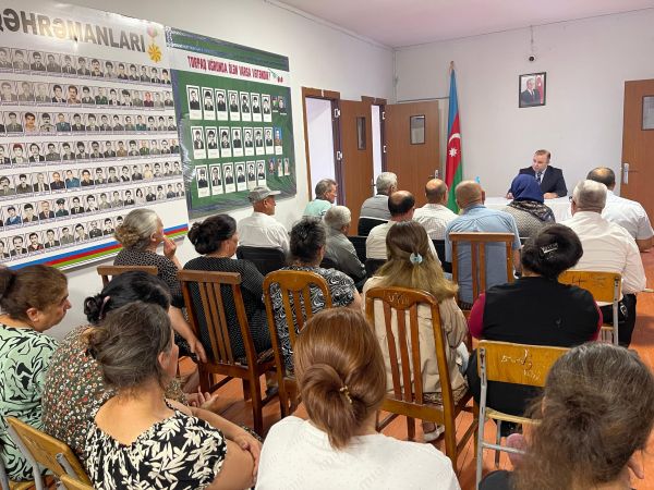 Azər Qocayev səyyar görüş keçirib