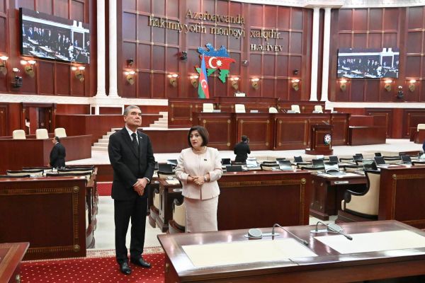 Sahibə Qafarova Türkmənistan Xalq Məsləhətinin sədri ilə görüşüb
